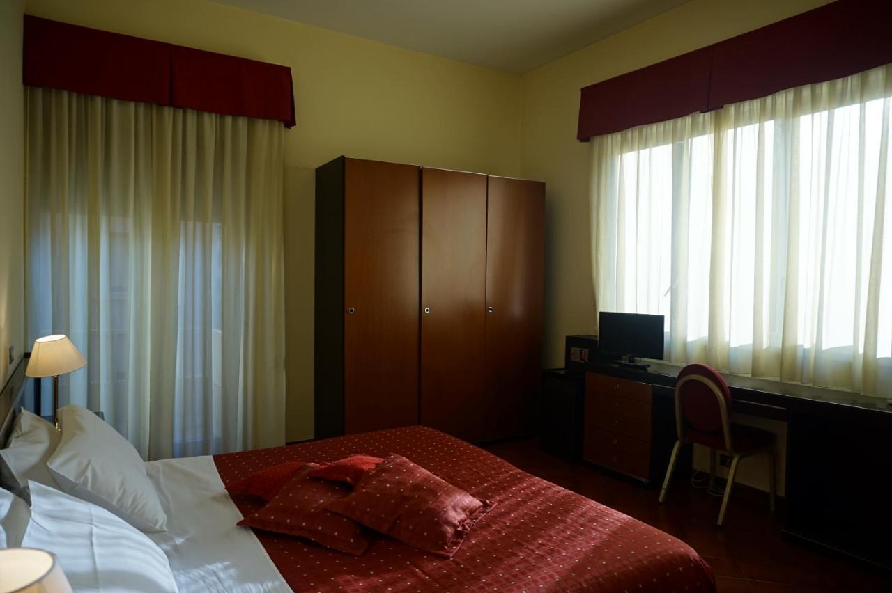 Crisol Europa Hotel Palermo Exterior photo